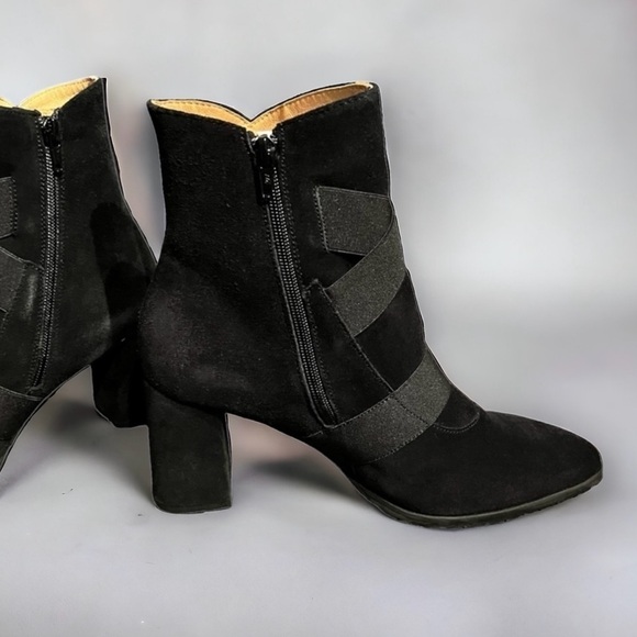 🌻NEW Andre Assous Porter A Black Suede Booties Size 10 | Comes with Box - Picture 5 of 11